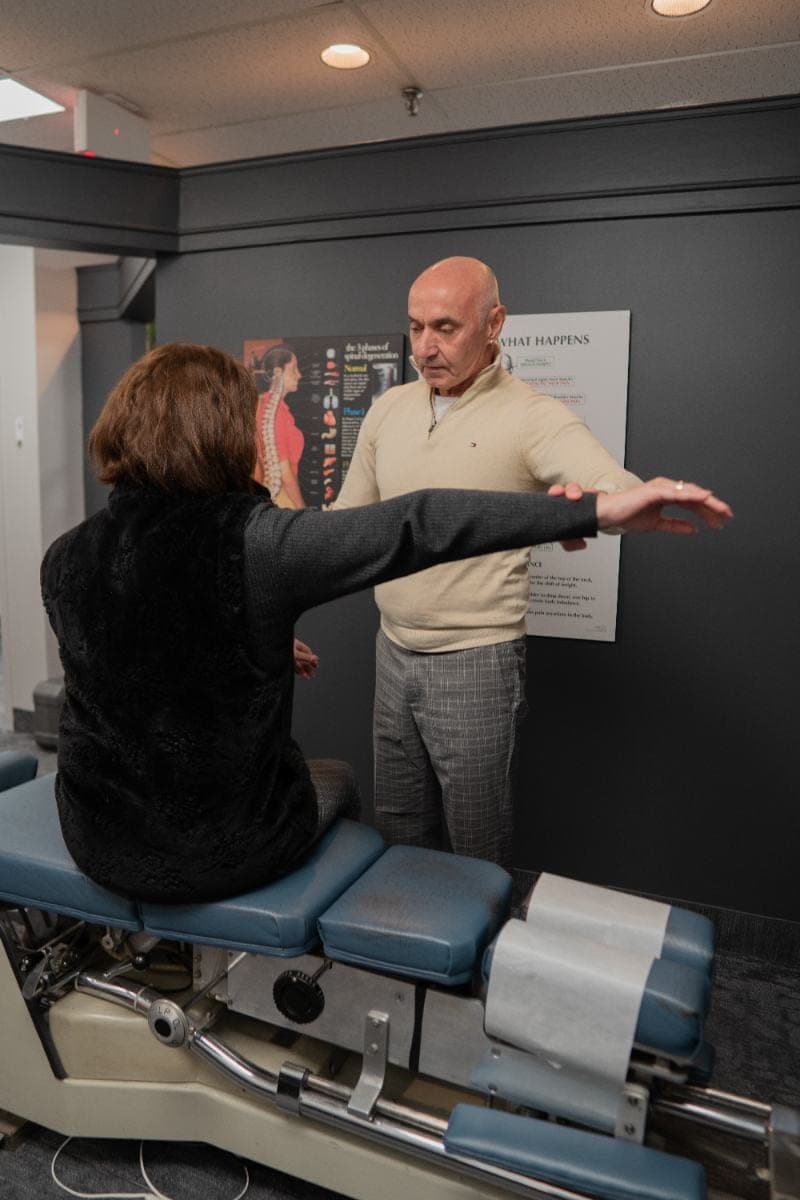 Spinal assessment for sciatica and leg pain at Life Chiropractic Centre, Burlington