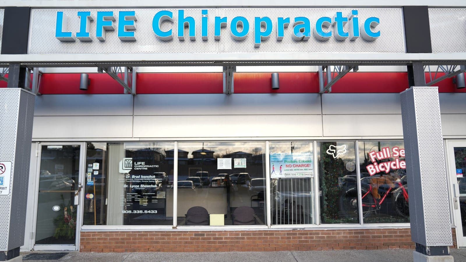 Life Chiropractic Centre storefront in Burlington, Ontario